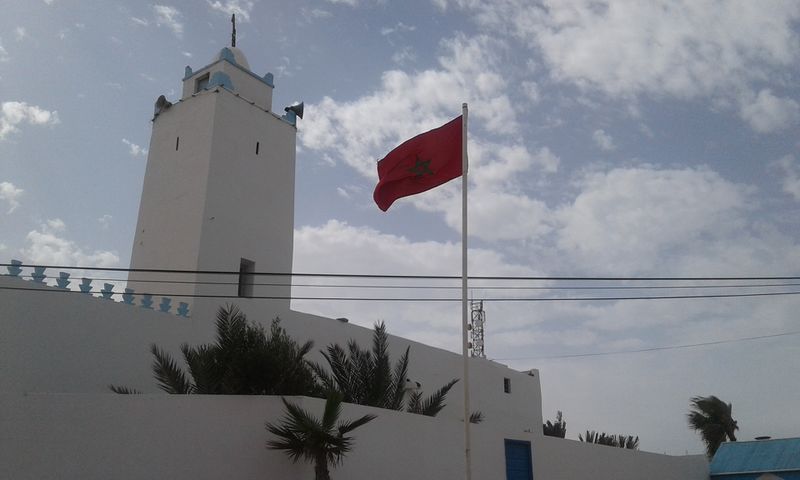 ملف:Mosque Al Aatiq in Tarfaya.jpg
