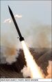 إطلاق صاروخ زلزال 3 خلال مناورات إيرانية عسكرية