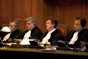 قضاة في محكمة العدل الدولية في لاهاي