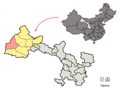 مدينة دخان (بالأحمر) في مدينة جيوچوان (بالأصفر) و گان‌سو
