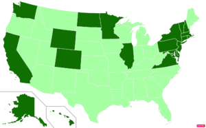الولايات في الولايات المتحدة حسب نصيب الفرد من الدخل وفقاً لمسح المجتمع الأمريكي التابع لمكتب الإحصاء الأمريكي 2013-2017 بتقديرات 5 سنوات. [152] الولايات ذات الدخل الفردي الأعلى من الولايات المتحدة ككل باللون الأخضر الكامل .