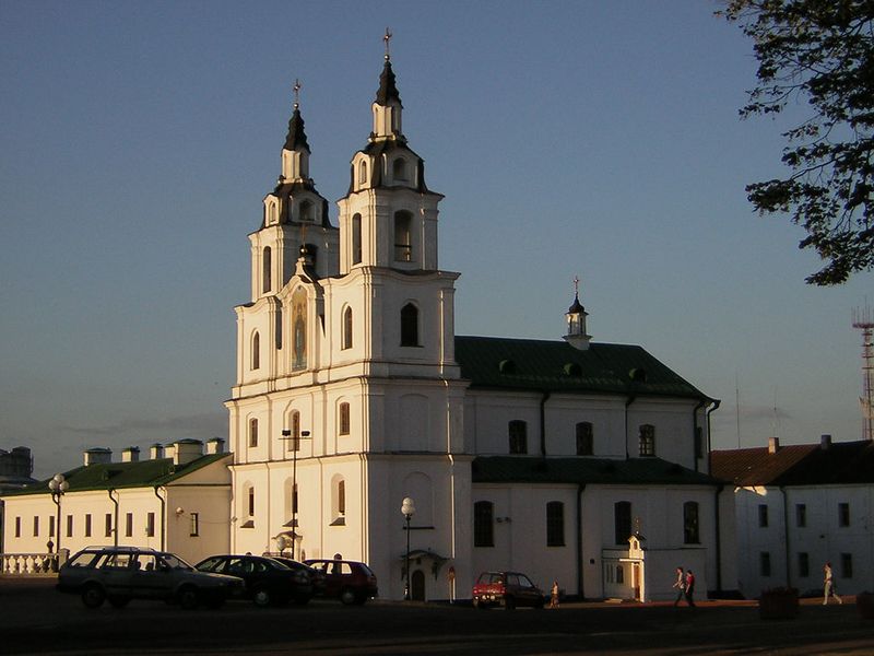 ملف:Belarus-Minsk-Cathedral of Holy Spirit-12.jpg