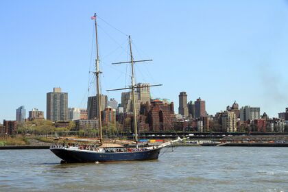 The East River with Brooklyn Heights in the background, Topsail Schooner Clipper City (2013)