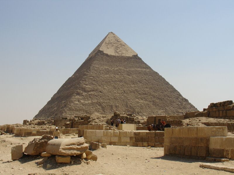 ملف:Khafre's Pyramid343.jpg