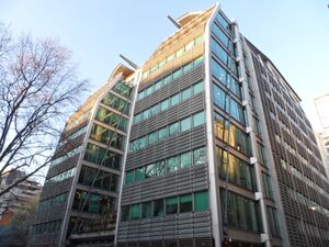 25 Gresham Street (Lloyds TSB headquarters).jpg