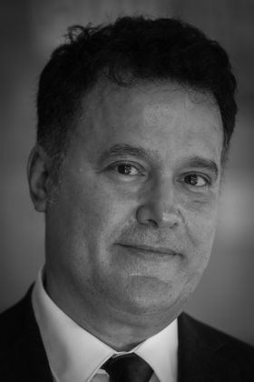 صورة معبرة عن الموضوع فؤاد العروي