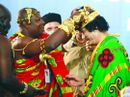 معمر القذافي في مؤتمر ملوك وسلاطين وأمراء وشيوخ وعمد أفريقيا.