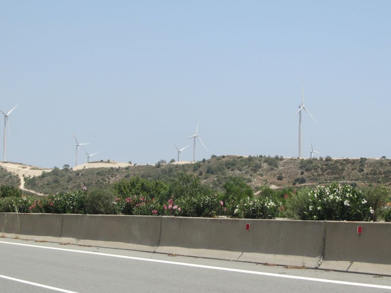 ملف:Cyprus motorway3 by Paride.JPG