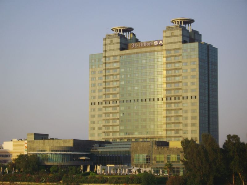 ملف:Adana Hilton Hotel.jpg