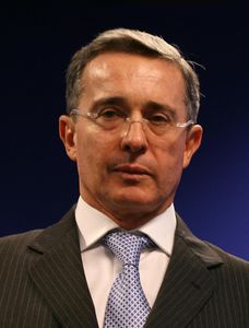 Álvaro Uribe Vélez (2002–2010) 4 يوليو 1952 (العمر 71 سنة)