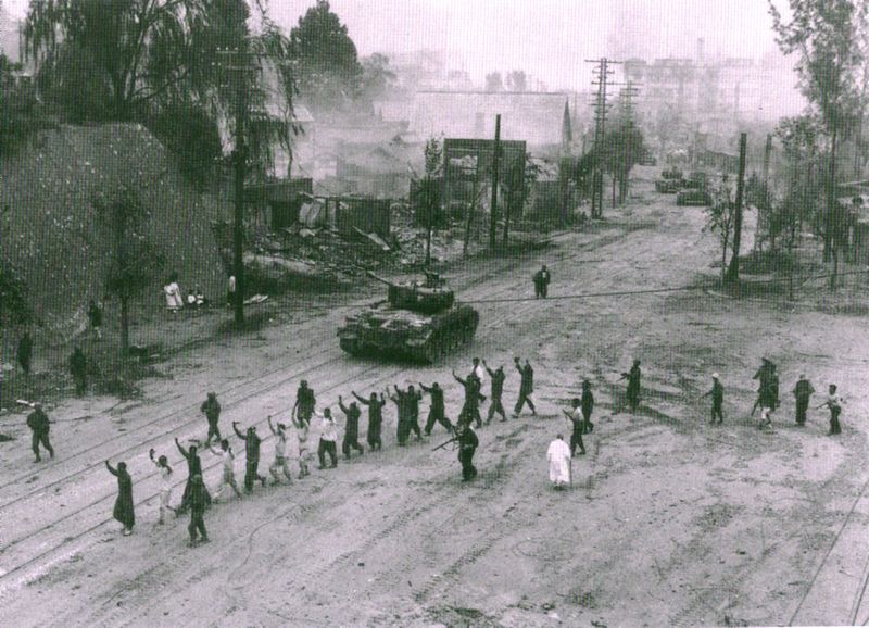 ملف:M26 Pershing Seoul 1950.jpg