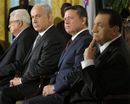 اجتماع رباعي للرئيس مبارك، محمود عباس، الملك عبد الله الثاني، بنيامين نتنياهو في أولى جلسات المفاوضات المباشرة لبحث مشكلة السلام في الشرق الأوسط، البيت الأبيض، سبتمبر 2010.