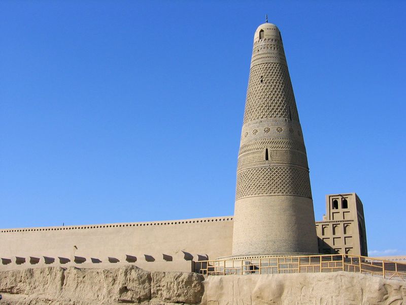 ملف:Turpan-minarete-emir-d07.jpg
