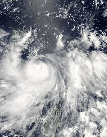 Conson (Basyang) as a Category 1 Typhoon (07-13-2010).jpg