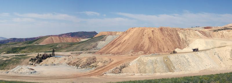 ملف:Phosphate Mine Panorama.jpg