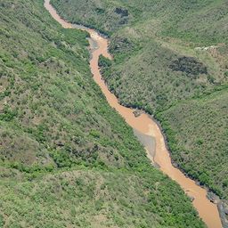 Gibe-Omo natural river bed.jpg