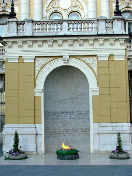 ملف:Sarajevo - Bosnia - War Memorial.jpg