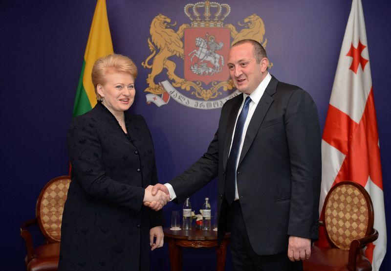 ملف:Presidents of Georgia and Lithuania meeting in November 2013.jpg