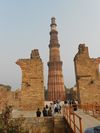 At Qutub minar, New Delhi 05.JPG