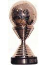 شكل كأس دوري أبطال أفريقيا التي حصل عليها الأهلي أعوام 2001 - 2005 ثم احتفظ بها عام 2006