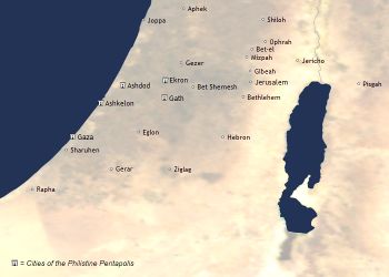 المدن الفلستية: غزة، إسدود، عسقلان، عكا وغاث، كما جاء وصفها في الكتاب المقدس.