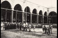 خروج القوات العثمانية من المدينة المنورة، 1 أكتوبر 1919.jpg