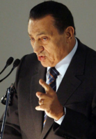 الرئيس مبارك يعلن استمراره في الحكم مدى الحياة في 19 نوفمبر 2006.