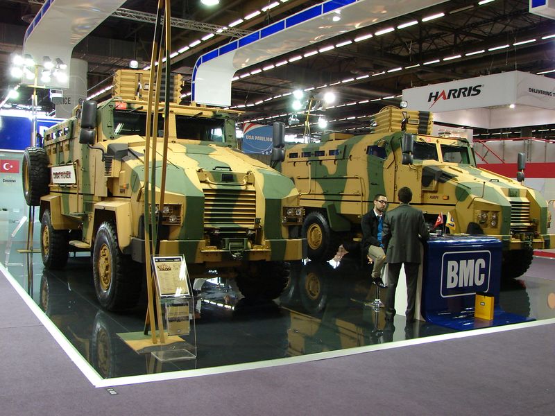 ملف:2012 Eurosatory BMC trucks.JPG