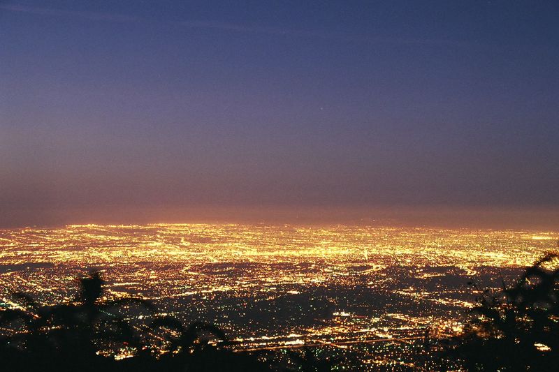ملف:LA at dawn.jpg