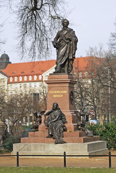 ملف:Felix Mendelssohn Bartholdy Denkmal Leipzig 2011.jpg