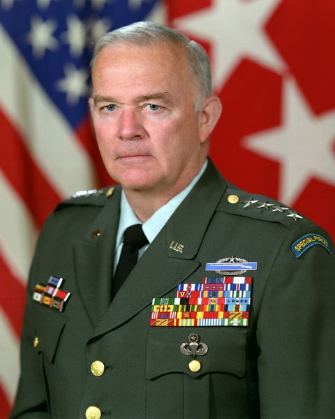 ملف:General George Crist, official military photo, 1985.JPEG