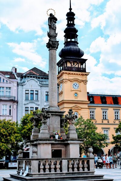 ملف:Ostrava-column.jpg