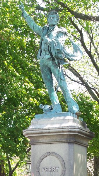ملف:Commodore Oliver Hazard Perry Statue, Eisenhower Park, Newport, RI.JPG
