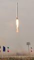 الصاروخ قاصد وهو يحمل القمر الصناعي نور، وهو أول قمر صناعي عسكري إيراني تم وضعه بنجاح في مدار حول الأرض، يوم الأربعاء الموافق 22 نيسان/ أبريل 2020م