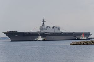 JS Izumo (DDH-183) just after her launch.jpg