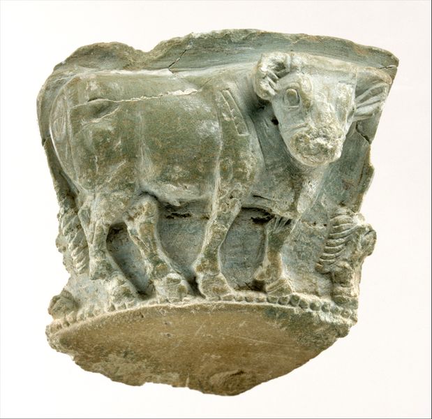 ملف:Fragment of a bowl with a frieze of bulls in relief, ca. 3300–2900 B.C. Late Uruk–Jemdet Nasr. Southern Mesopotamia.jpg