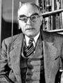 ثورنتون وايلدر كاتب مسرحي وروائي وفاز بثلاث مرات جائزة پوليتزر MA 1925