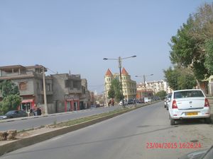 موقع المدينة في ولاية عين تيموشنت