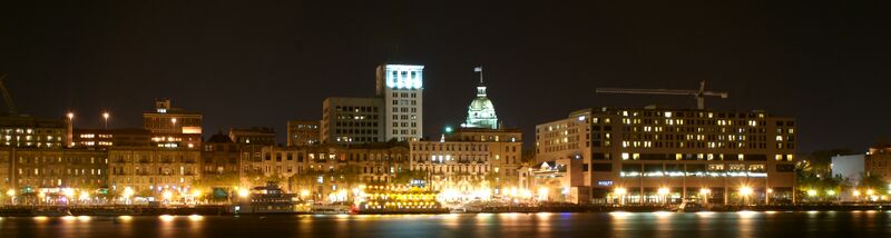 ملف:Savannah ga night.jpg