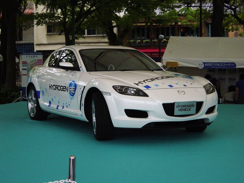 ملف:Mazda RX8 hydrogen rotary car 1.jpg