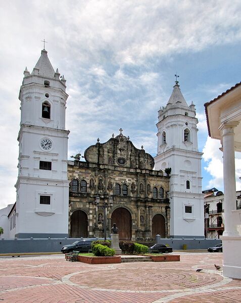 ملف:Panama Catedral Metropolitana.jpg