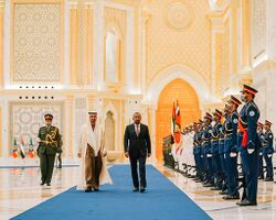 رئيس الوزراء الإثيوبي يعلن عن زيارته الإمارات ولقائه محمد بن زايد4.jpg