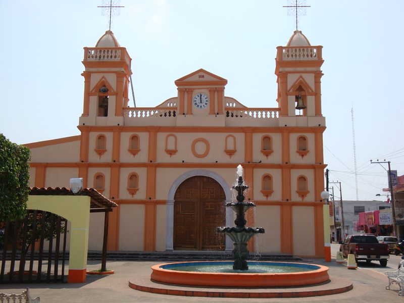 ملف:Cunducacan.Iglesia.jpg