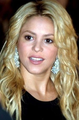 Shakira 2011.jpg