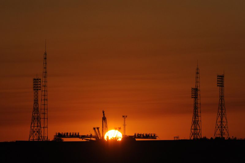 ملف:Baikonur Cosmodrome Soyuz launch pad.jpg