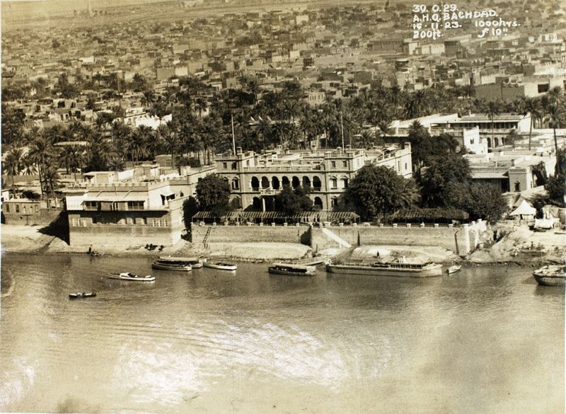 ملف:ضفاف نهر دجلة عام 1923.jpg