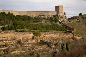 Castillo de Uclés (16763128603).jpg