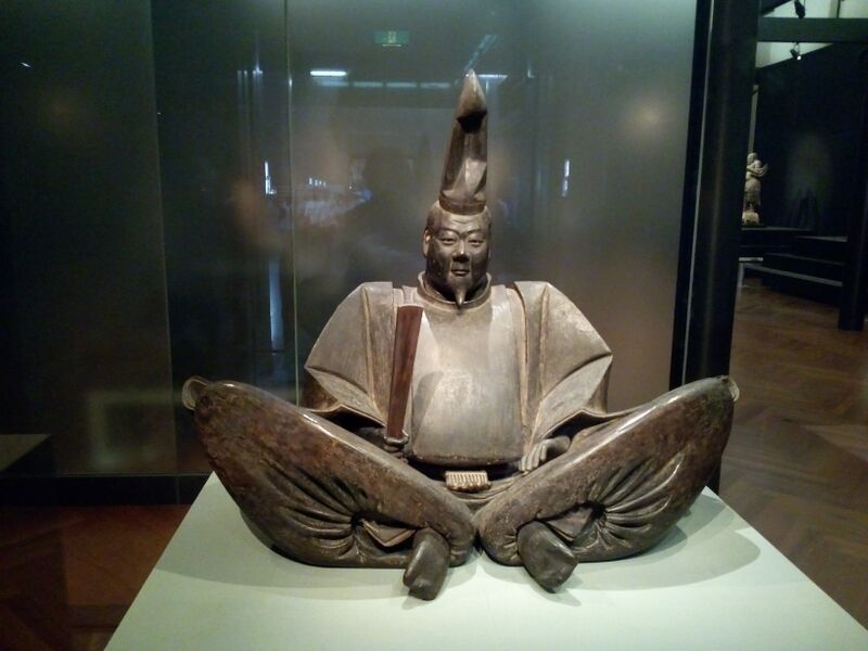 ملف:Seated Portrait of Minamoto no Yoritomo (Presumed) 1.jpg