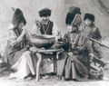عائلة من الياقوت في 1911.
