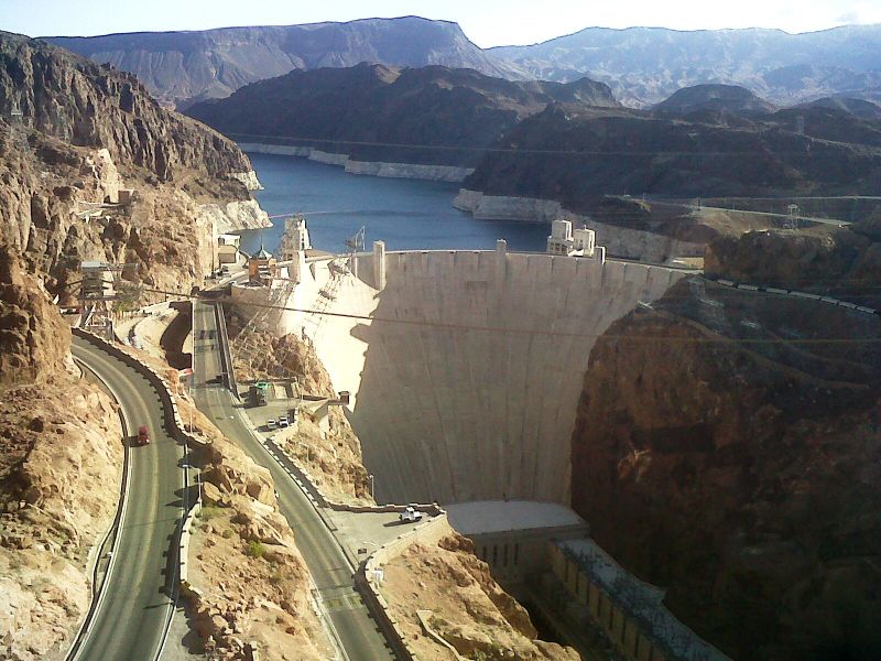ملف:Hoover Dam - Arizona.jpg